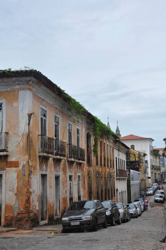 Casario deteriorado no centro histórico de São Luís - MA